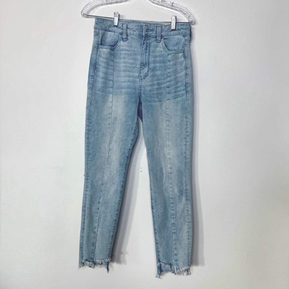 American Eagle | Highest Rise 360 Next Level Stretch Crop Jeans Light Wash - 8